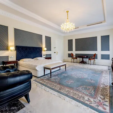 Rossini Homestay
